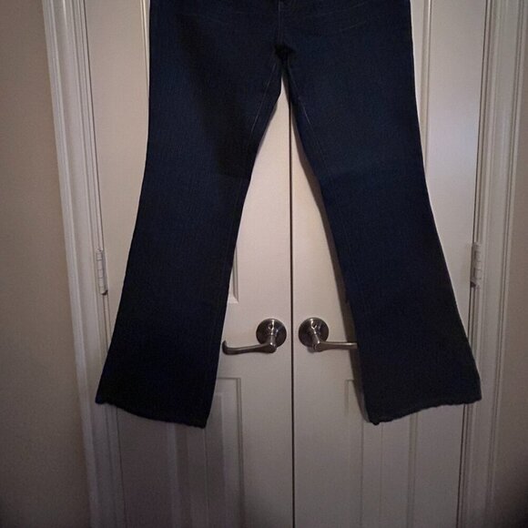 Women's Calvin Klein Jeans Low Rise Flare in Size 8 - Picture 2 of 5